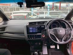 �ե���ȥ��饹���礭�����磻�ɤʻ볦�Ǳ�ž�⤷�䤹���ʤ�褦�ˡ��߷פ���Ƥ��ޤ��� 3