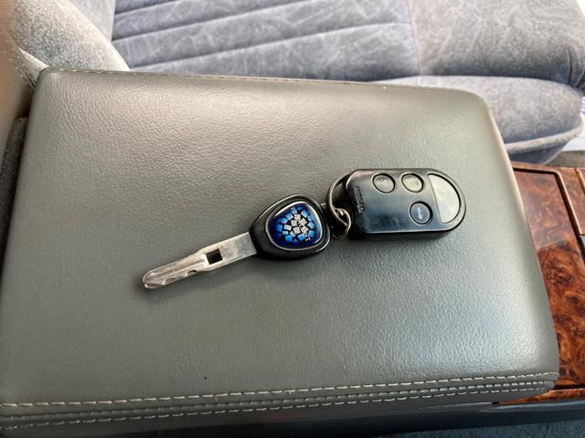 ���i�����ގ��ɕK�����삷�郌�o�[�ł��B����̂��₷�����̂ɂȂ��Ă��܂��B���Ј�x�̊����Ă��������B