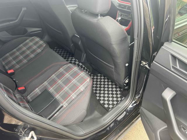 ポロＧＴＩ ベースグレード　バックカメラ　ナビ　ＴＶ　クリアランスソナー　オートクルーズコントロール　衝突被害軽減システム　アルミホイール　ＬＥＤヘッドランプ　キーレスエントリー　アイドリングストップ　電動格納ミラー　ＡＴ（11枚目）