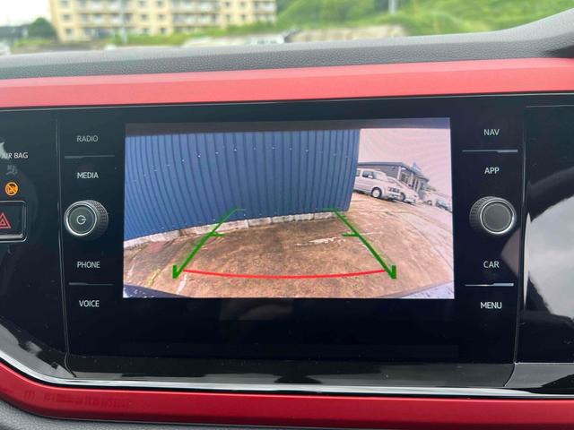 ポロＧＴＩ ベースグレード　バックカメラ　ナビ　ＴＶ　クリアランスソナー　オートクルーズコントロール　衝突被害軽減システム　アルミホイール　ＬＥＤヘッドランプ　キーレスエントリー　アイドリングストップ　電動格納ミラー　ＡＴ（21枚目）