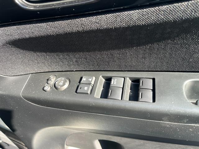 Ｎ－ＢＯＸカスタム Ｇ　ＳＳブラックスタイルパッケージ（11枚目）