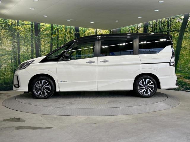 セレナ ｅ－パワー　ハイウェイスターＶ　禁煙車　純正１０型ナビ　後席モニター　全周囲カメラ　両側電動ドア　衝突軽減装置　ＥＴＣ　ドラレコ　ＬＥＤヘッドライト　クルーズコントロール　フルセグＴＶ　Ｂｌｕｅｔｏｏｔｈ再生　スマートキー（22枚目）