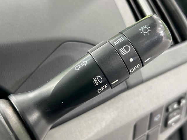 Ｇツーリングセレクション　禁煙車　純正ＨＤＤナビ　ＬＥＤヘッドライト　バックカメラ　クルーズコントロール　オートエアコン　スマートエントリー　１７インチ純正ＡＷ　電動格納ミラー　ＥＴＣ　フォグライト(24枚目)