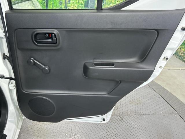 Ｆ　禁煙車　ドライブレコーダー　Ｂｌｕｅｔｏｏｔｈ　リモコンキー　１４インチアルミホイール　エアコン　横滑り防止装置　ドアバイザー　プライバシーガラス(21枚目)