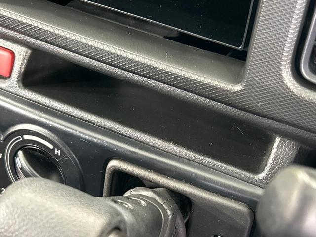Ｆ　禁煙車　ドライブレコーダー　Ｂｌｕｅｔｏｏｔｈ　リモコンキー　１４インチアルミホイール　エアコン　横滑り防止装置　ドアバイザー　プライバシーガラス(37枚目)