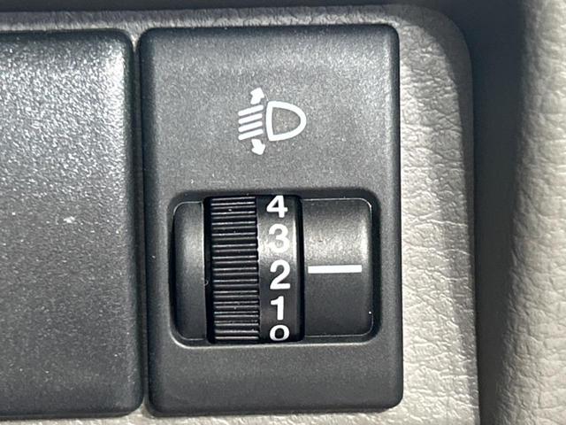 ＮＶ１００クリッパーバン ＤＸ　ポータブルナビ　ドライブレコーダー　１４インチＡＷ　禁煙車　エアコン　リモコンキー　ＣＤオーディオ　両側スライドドア　ドアバイザー（40枚目）
