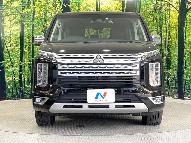 デリカＤ：５ Ｐ　禁煙車　４ＷＤ　純正１１インチナビ　全周囲カメラ　両側電動スライドドア　衝突軽減システム　レーダークルーズ　ＥＴＣ　Ｂｌｕｅｔｏｏｔｈ　　ドラレコ　パワーバックドア　ＬＥＤライト　パワーシート（16枚目）