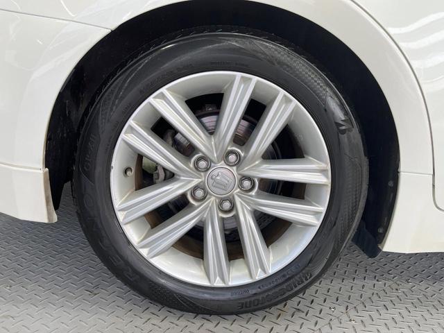 クラウンハイブリッド アスリートＳ　メーカー８型ナビ　バックカメラ　禁煙車　レザーシート　クルコン　前席シートエアコン　ドラレコ　パワーシート　ＨＩＤヘッド　ビルトインＥＴＣ　コーナーセンサー　オートハイビーム　オートライト（57枚目）