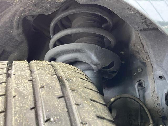 ハリアーハイブリッド Ｚ　禁煙車　モデリスタフルエアロ　純正１２インチナビ　バックカメラ　ＪＢＬサウンド　衝突軽減システム　レーダークルーズ　電動リアゲート　パワーシート　ドラレコ　コーナーセンサー　ＬＥＤヘッド（23枚目）