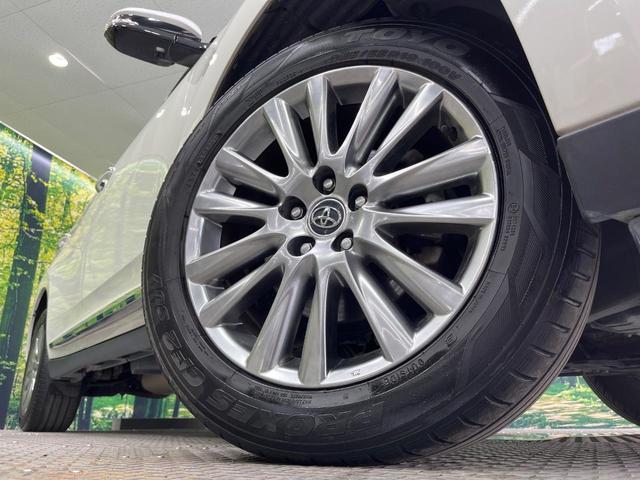 ハリアー プレミアム　サンルーフ　純正９型ナビ　バックカメラ　禁煙車　電動リアゲート　ハーフレザーシート　パワーシート　ＬＥＤヘッド　ＥＴＣ　クルコン　車線逸脱警報　オートライト　デュアルエアコン（13枚目）