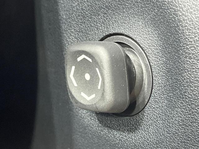 ハリアー プレミアム　サンルーフ　純正９型ナビ　バックカメラ　禁煙車　電動リアゲート　ハーフレザーシート　パワーシート　ＬＥＤヘッド　ＥＴＣ　クルコン　車線逸脱警報　オートライト　デュアルエアコン（31枚目）