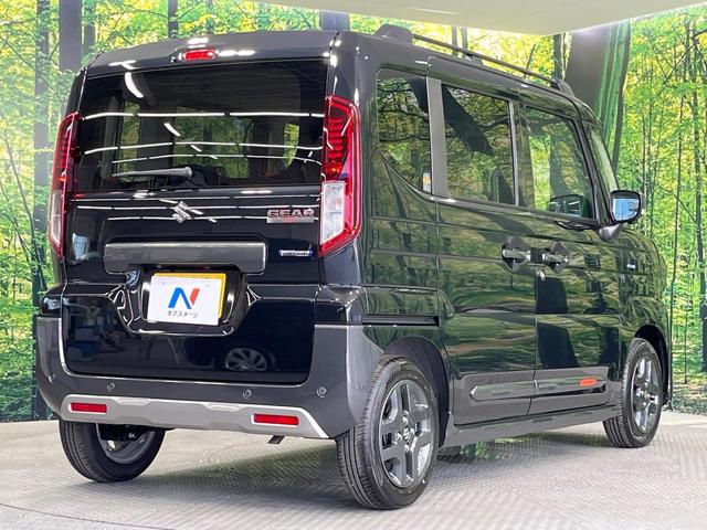 スペーシアギア ハイブリッドＸＺ　届出済未使用車　両側電動スライドドア　メーカー９型ナビ　全周囲カメラ　衝突被害軽減システム　レーダークルーズ　ＬＥＤヘッド　車線逸脱警報　オートライト　オートエアコン　純正１４インチアルミ（17枚目）