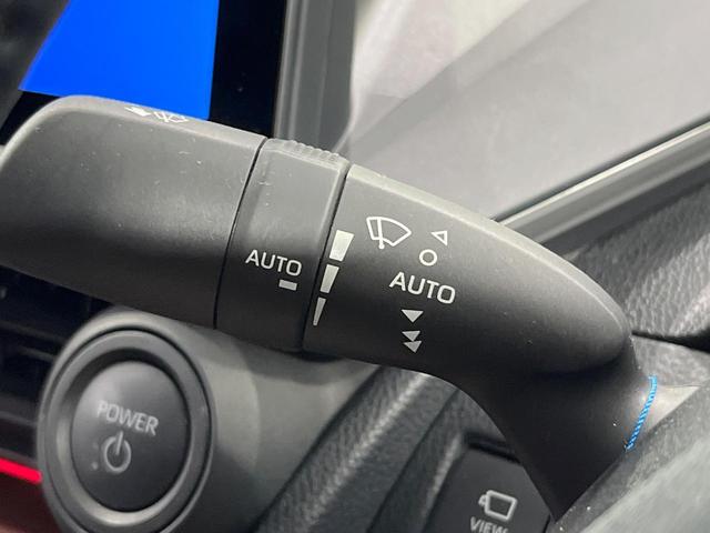 プリウス Ｚ　全周囲カメラ　デジタルミラー　レーダークルーズ　禁煙車　電動リアゲート　前席シートエアコン　パワーシート　コーナーセンサー　スマートキー　ＬＥＤヘッド　ＥＴＣ２．０　車線逸脱警報　オートライト（46枚目）