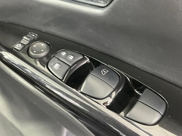 セレナ ハイウェイスターＧ　両側電動スライドドア　純正ＳＤナビ　全周囲カメラ　衝突被害軽減システム　禁煙車　ドラレコ　コーナーセンサー　スマートキー　ＬＥＤヘッド　ビルトインＥＴＣ　クルコン　オートライト　オートエアコン（23枚目）