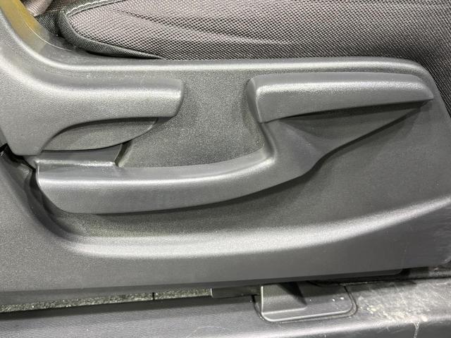 セレナ ハイウェイスター　ＶセレクションＩＩ　両側電動ドア　純正ＳＤナビ　後席モニター　衝突被害軽減システム　プロパイロット　禁煙車　ドラレコ　コーナーセンサー　スマートキー　ＬＥＤヘッド　ビルトインＥＴＣ　オートライト　オートエアコン（50枚目）