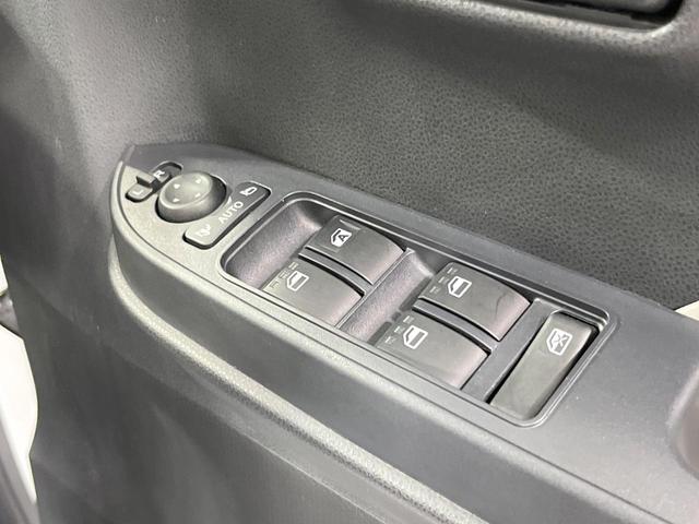 タント Ｘ　両側電動ドア　ＳＤナビ　バックカメラ　衝突被害軽減システム　禁煙車　コーナーセンサー　スマートキー　ＬＥＤヘッド　オートハイビーム　車線逸脱警報　オートライト　オートエアコン　Ｂｌｕｅｔｏｏｔｈ（22枚目）