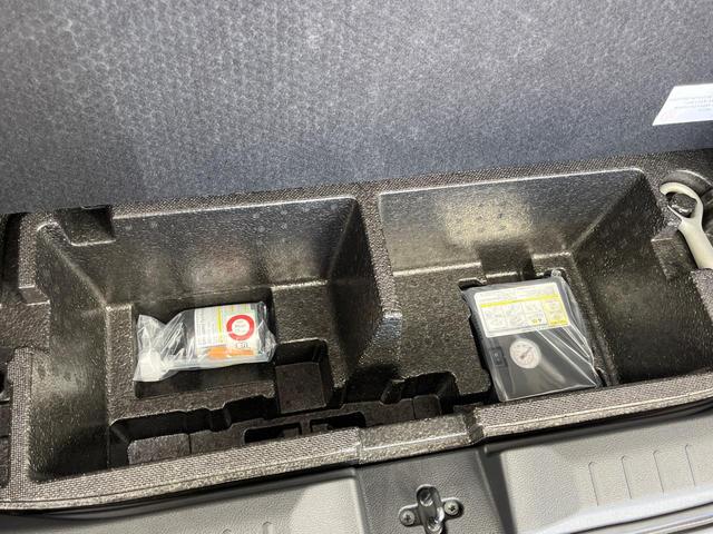 デリカミニ Ｇ　プレミアム　リミテッドエディション　両側電動ドア　衝突被害軽減システム　レーダークルーズ　禁煙車　ハーフレザーシート　コーナーセンサー　ＬＥＤヘッド　車線逸脱警報　オートライト　オートエアコン　純正１５インチアルミ（39枚目）