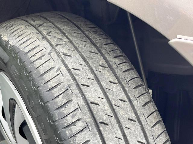 シエンタ ハイブリッドＧ　クエロ　モデリスタエアロ　両側電動ドア　純正８型ＳＤナビ　全周囲カメラ　衝突被害軽減システム　禁煙車　ハーフレザーシート　ドラレコ　コーナーセンサー　スマートキー　ＬＥＤヘッド　ビルトインＥＴＣ　クルコン（51枚目）