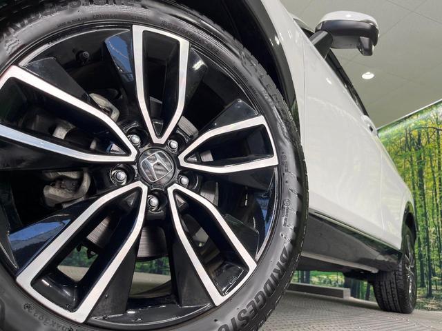 ヴェゼル ｅ：ＨＥＶ　Ｚ　９型ナビ　ホンダセンシング　バックカメラ　レーダークルーズ　禁煙車　電動リアゲート　ハーフレザーシート　ドラレコ　ステアリングヒーター　クリアランスソナー　ＬＥＤヘッド　ＥＴＣ　オートライト（14枚目）