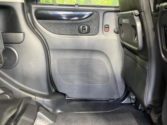 Ｎ－ＢＯＸカスタム Ｇ・ターボＬパッケージ　両側電動ドア　純正ＳＤナビ　バックカメラ　禁煙車　ハーフレザーシート　スマートキー　ＨＩＤヘッド　ビルトインＥＴＣ　クルコン　オートエアコン　純正１４インチアルミ　Ｂｌｕｅｔｏｏｔｈ　ＣＤ（50枚目）