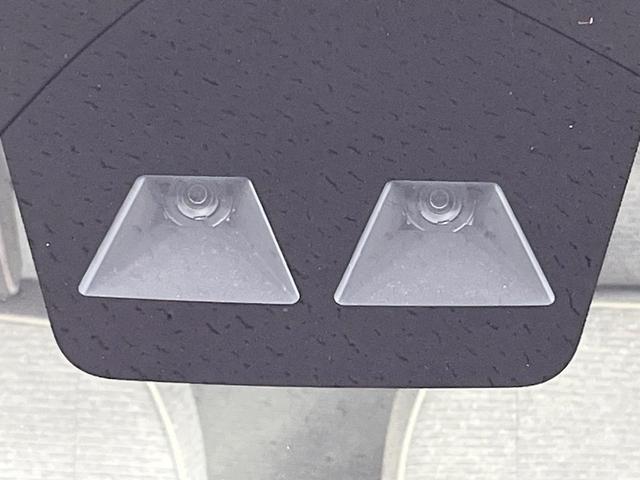 ミラトコット Ｇ　ＳＡＩＩＩ　純正ナビ　全周囲カメラ　衝突被害軽減システム　禁煙車　コーナーセンサー　スマートキー　ＬＥＤヘッド　ＥＴＣ　オートハイビーム　オートライト　オートエアコン　Ｂｌｕｅｔｏｏｔｈ　ＣＤ　ＤＶＤ再生（5枚目）