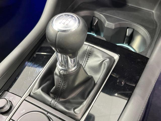 MAZDA3ファストバック 15Sツーリング 純正8型SDナビ バックカメラ 衝突被害軽減システム 禁煙車 ドラレコ コーナーセンサー スマートキー LEDヘッド ビルトインETC クルコン 車線逸脱警報 オートライト デュアルエアコン(7枚目)
