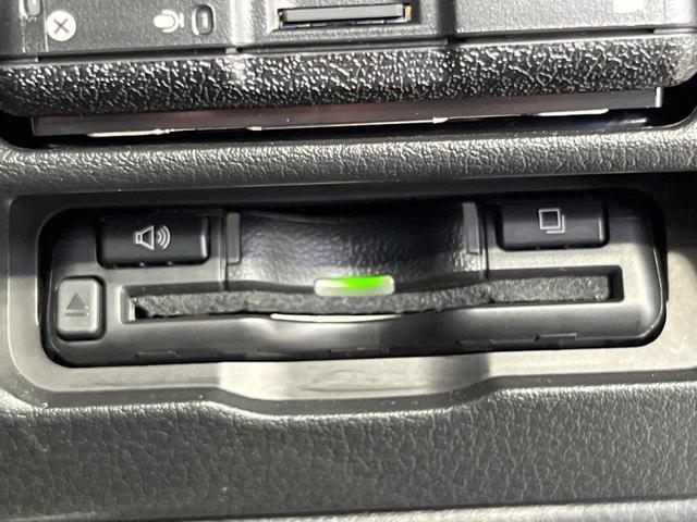 MAZDA3ファストバック 15Sツーリング 純正8型SDナビ バックカメラ 衝突被害軽減システム 禁煙車 ドラレコ コーナーセンサー スマートキー LEDヘッド ビルトインETC クルコン 車線逸脱警報 オートライト デュアルエアコン(28枚目)