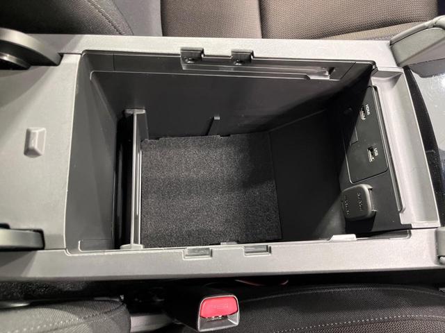 MAZDA3ファストバック 15Sツーリング 純正8型SDナビ バックカメラ 衝突被害軽減システム 禁煙車 ドラレコ コーナーセンサー スマートキー LEDヘッド ビルトインETC クルコン 車線逸脱警報 オートライト デュアルエアコン(45枚目)
