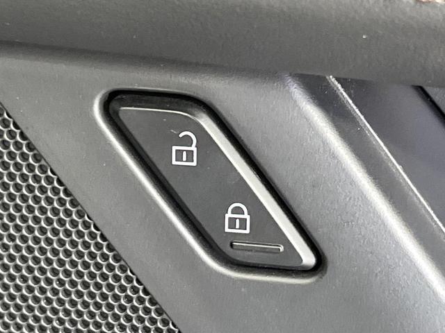 MAZDA3ファストバック 15Sツーリング 純正8型SDナビ バックカメラ 衝突被害軽減システム 禁煙車 ドラレコ コーナーセンサー スマートキー LEDヘッド ビルトインETC クルコン 車線逸脱警報 オートライト デュアルエアコン(50枚目)