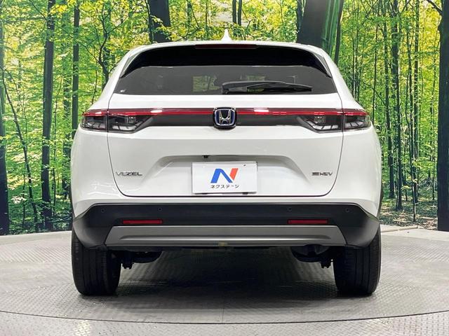 ヴェゼル e:HEV X 純正9型SDナビ バックカメラ レーダークルーズ 禁煙車 コーナーセンサー スマートキー LEDヘッド ビルトインETC 車線逸脱警報 オートライト オートエアコン 純正16インチアルミ(15枚目)