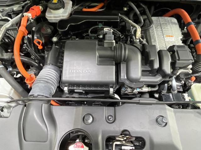 ヴェゼル e:HEV X 純正9型SDナビ バックカメラ レーダークルーズ 禁煙車 コーナーセンサー スマートキー LEDヘッド ビルトインETC 車線逸脱警報 オートライト オートエアコン 純正16インチアルミ(18枚目)