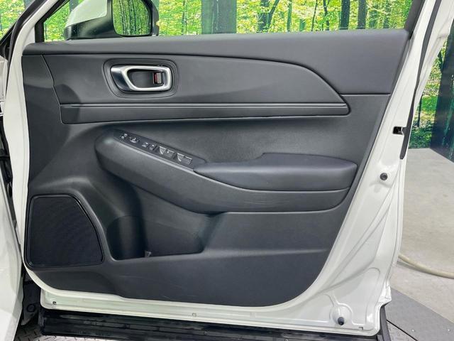 ヴェゼル e:HEV X 純正9型SDナビ バックカメラ レーダークルーズ 禁煙車 コーナーセンサー スマートキー LEDヘッド ビルトインETC 車線逸脱警報 オートライト オートエアコン 純正16インチアルミ(21枚目)