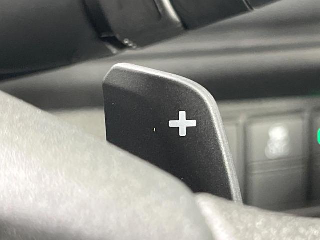 ヴェゼル e:HEV X 純正9型SDナビ バックカメラ レーダークルーズ 禁煙車 コーナーセンサー スマートキー LEDヘッド ビルトインETC 車線逸脱警報 オートライト オートエアコン 純正16インチアルミ(28枚目)