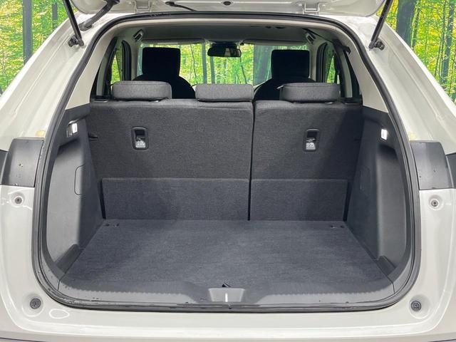 ヴェゼル e:HEV X 純正9型SDナビ バックカメラ レーダークルーズ 禁煙車 コーナーセンサー スマートキー LEDヘッド ビルトインETC 車線逸脱警報 オートライト オートエアコン 純正16インチアルミ(40枚目)