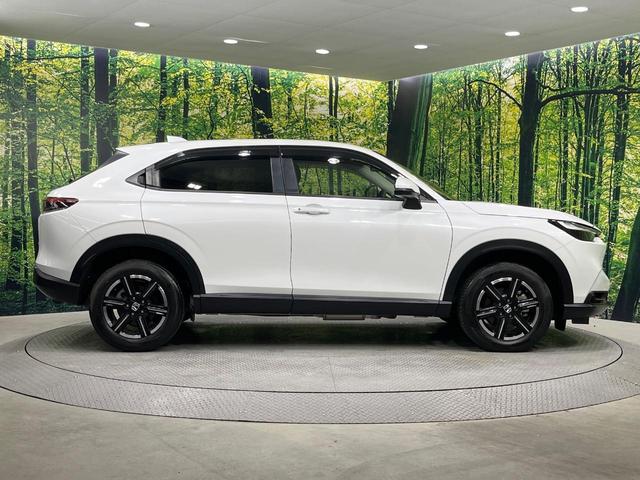 ヴェゼル e:HEV X 純正9型SDナビ バックカメラ レーダークルーズ 禁煙車 コーナーセンサー スマートキー LEDヘッド ビルトインETC 車線逸脱警報 オートライト オートエアコン 純正16インチアルミ(57枚目)