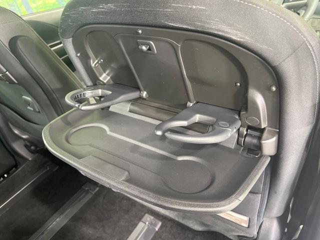 セレナ e-パワー ハイウェイスターV 両側電動ドア 純正9型SDナビ 全周囲カメラ プロパイロット 衝突被害軽減システム レーダークルーズ 禁煙車 ドラレコ コーナーセンサー LEDヘッド ビルトインETC オートハイビーム 車線逸脱警報(47枚目)