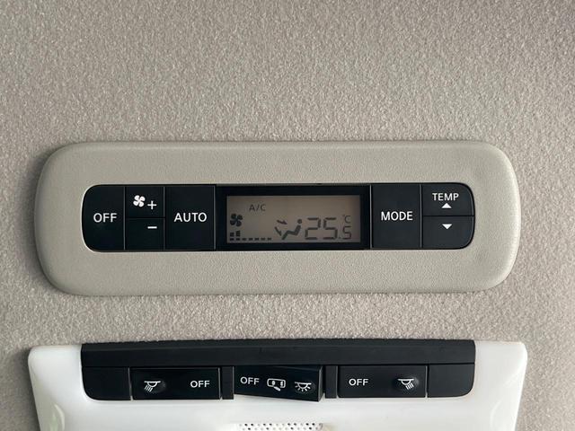 セレナ e-パワー ハイウェイスターV 両側電動ドア 純正9型SDナビ 全周囲カメラ プロパイロット 衝突被害軽減システム レーダークルーズ 禁煙車 ドラレコ コーナーセンサー LEDヘッド ビルトインETC オートハイビーム 車線逸脱警報(48枚目)