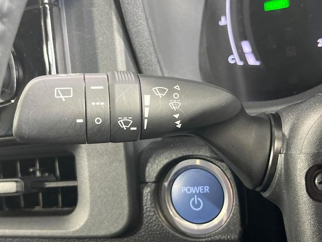 シエンタ ハイブリッドＺ　両側電動ドア　純正１０型ディスプレイオーディオ　純正１２型後席モニター　全周囲カメラ　禁煙車　衝突被害軽減システム　レーダークルーズ　コーナーセンサー　ＬＥＤヘッド　ＥＴＣ２．０　オートハイビーム（50枚目）