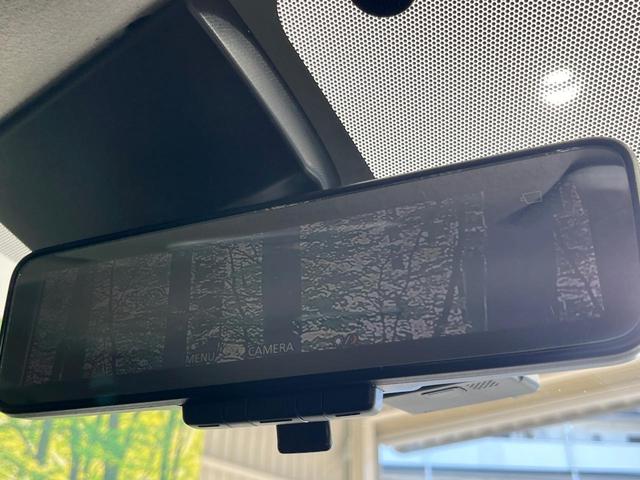 ノート ｅ－パワー　メダリスト　純正ＳＤナビ　全周囲カメラ　衝突被害軽減システム　レーダークルーズ　禁煙車　ハーフレザーシート　ドラレコ　コーナーセンサー　スマートキー　ＬＥＤヘッド　ＥＴＣ　車線逸脱警報　オートライト（6枚目）