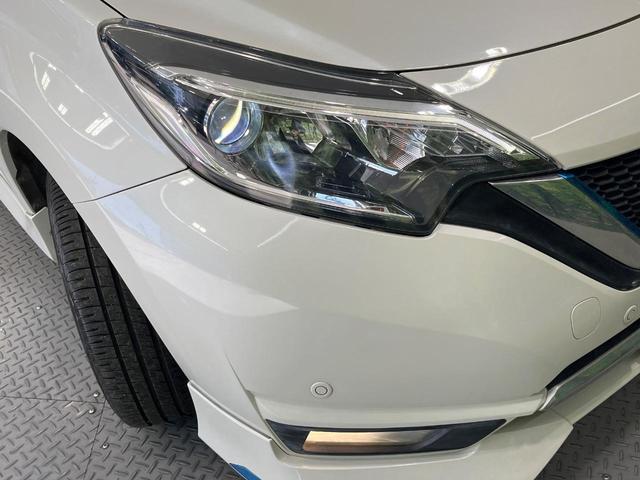 ノート ｅ－パワー　メダリスト　純正ＳＤナビ　全周囲カメラ　衝突被害軽減システム　レーダークルーズ　禁煙車　ハーフレザーシート　ドラレコ　コーナーセンサー　スマートキー　ＬＥＤヘッド　ＥＴＣ　車線逸脱警報　オートライト（12枚目）