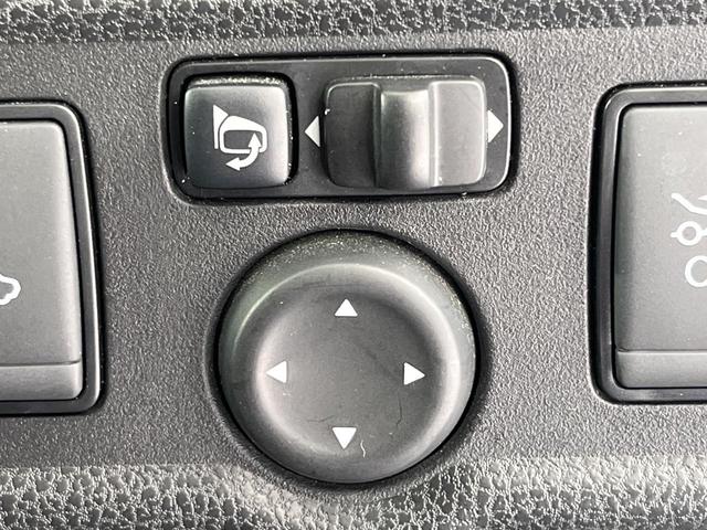 ノート ｅ－パワー　メダリスト　純正ＳＤナビ　全周囲カメラ　衝突被害軽減システム　レーダークルーズ　禁煙車　ハーフレザーシート　ドラレコ　コーナーセンサー　スマートキー　ＬＥＤヘッド　ＥＴＣ　車線逸脱警報　オートライト（25枚目）