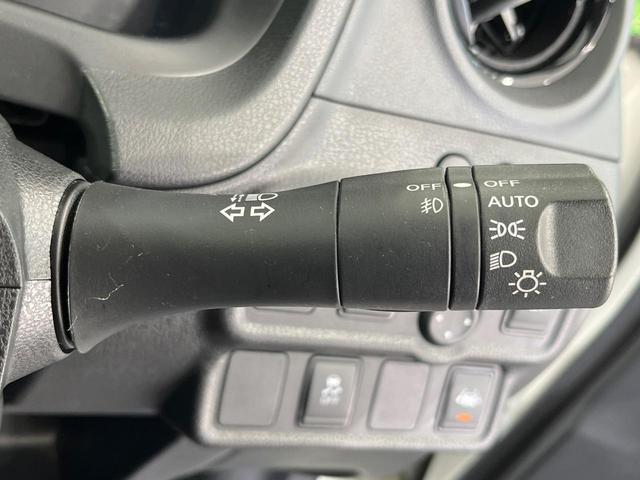 ノート ｅ－パワー　メダリスト　純正ＳＤナビ　全周囲カメラ　衝突被害軽減システム　レーダークルーズ　禁煙車　ハーフレザーシート　ドラレコ　コーナーセンサー　スマートキー　ＬＥＤヘッド　ＥＴＣ　車線逸脱警報　オートライト（31枚目）