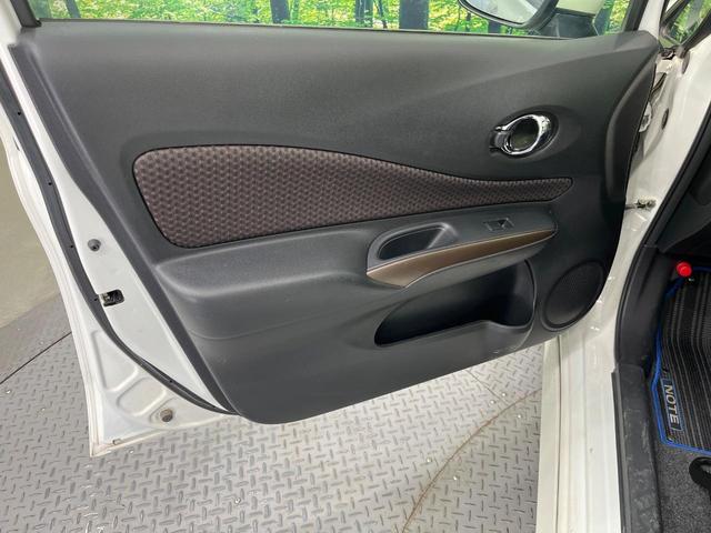 ノート ｅ－パワー　メダリスト　純正ＳＤナビ　全周囲カメラ　衝突被害軽減システム　レーダークルーズ　禁煙車　ハーフレザーシート　ドラレコ　コーナーセンサー　スマートキー　ＬＥＤヘッド　ＥＴＣ　車線逸脱警報　オートライト（50枚目）