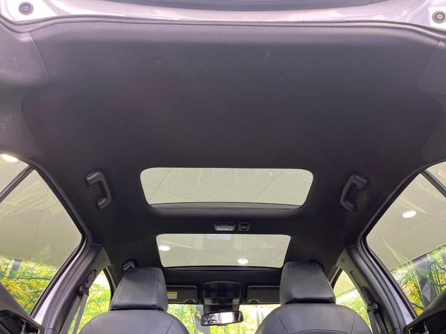 エクリプスクロス ブラックエディション 4WD サンルーフ 全周囲カメラ 純正8型ディスプレイオーディオ 衝突被害軽減システム レーダークルーズ 禁煙車 電動リアゲート ハーフレザーシート 全席シートヒーター パワーシート コーナーセンサー(3枚目)