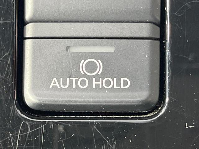 エクリプスクロス ブラックエディション 4WD サンルーフ 全周囲カメラ 純正8型ディスプレイオーディオ 衝突被害軽減システム レーダークルーズ 禁煙車 電動リアゲート ハーフレザーシート 全席シートヒーター パワーシート コーナーセンサー(51枚目)