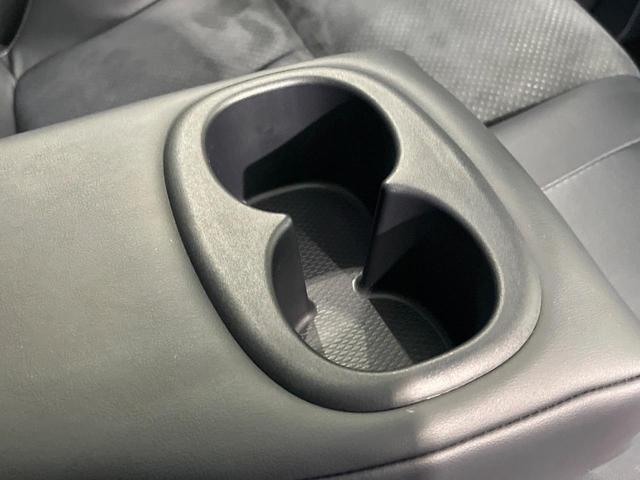 エクリプスクロス ブラックエディション 4WD サンルーフ 全周囲カメラ 純正8型ディスプレイオーディオ 衝突被害軽減システム レーダークルーズ 禁煙車 電動リアゲート ハーフレザーシート 全席シートヒーター パワーシート コーナーセンサー(72枚目)