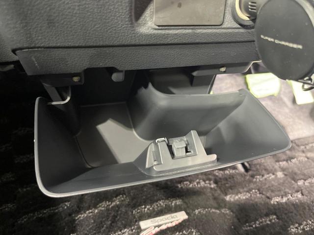 スペーシアカスタム ＸＳ　両側電動ドア　　禁煙車　シートヒーター　スマートキー　ＨＩＤヘッド　ＥＴＣ　オートエアコン　純正１５インチアルミ　ＣＤ　ＬＥＤフォグ　衝突安全ボディ　アイドリングストップ　盗難防止装置（33枚目）