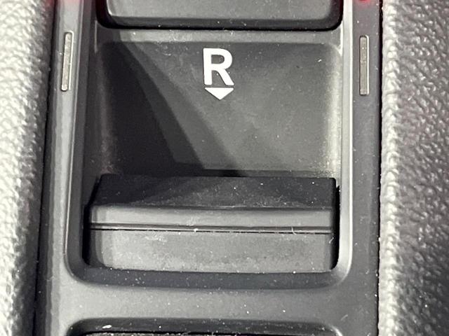 ステップワゴン ｅ：ＨＥＶエアー　両側電動ドア　純正８型ＳＤナビ　バックカメラ　衝突被害軽減システム　レーダークルーズ　禁煙車　ドラレコ　コーナーセンサー　スマートキー　ＬＥＤヘッド　ＥＴＣ　車線逸脱警報　オートライト　オートエアコン（38枚目）