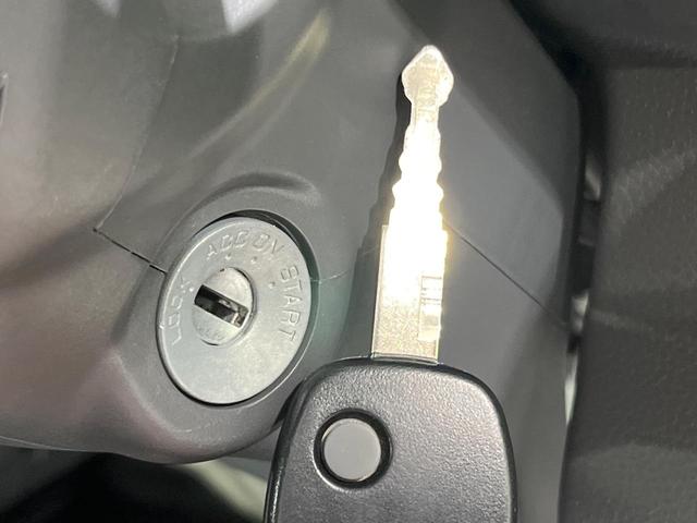 スーパーキャリイ Ｘ　ＭＴ車　衝突被害軽減システム　車線逸脱警報　Ｂｌｕｅｔｏｏｔｈ　パワーウィンドウ（23枚目）