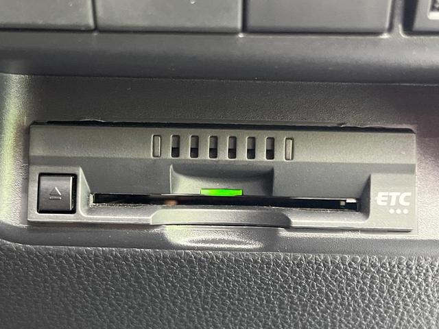 アクア X 純正ディスプレイオーディオ 衝突軽減システム レーダークルーズ 禁煙車 コーナーセンサー スマートキー LEDヘッド ビルトインETC オートハイビーム 車線逸脱警報 オートライト Bluetooth(6枚目)